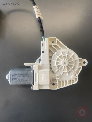 ÇIKMA CAM MOTORU SAĞ ARKA AUDİ A6 8K0959812B