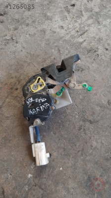 toyota carina çıkma sol arka kapı kilidi