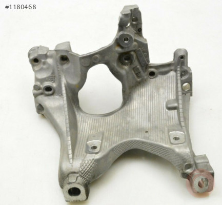 AUDİ A4 A5 1.4 TFSİ ŞANZUMAN KULAĞI SAĞ 8W0399296E