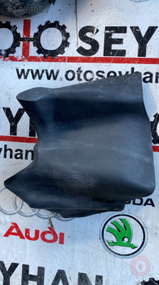 8P4837158A audi a3 2008 sağ ön kapı kenar kaplaması