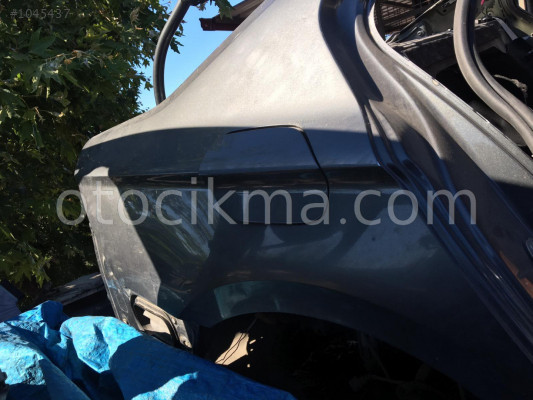 Volkswagen Passat B8 depo kapağı hatasız orjinal çıkma