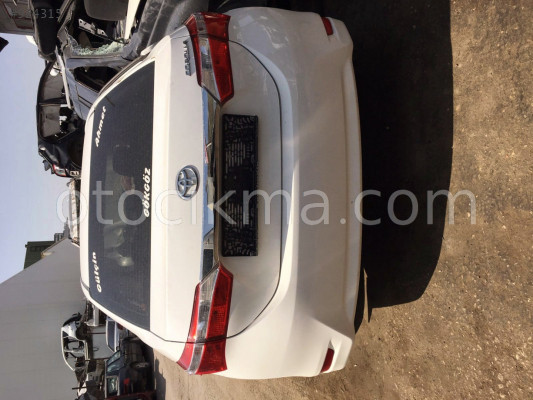 2017 TOYOTA COROLLA ORİJİNAL KESME ARKA.