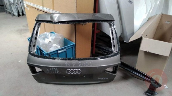 AUDI A4 2012 2016 BAGAJ KAPAĞI 8K9827023