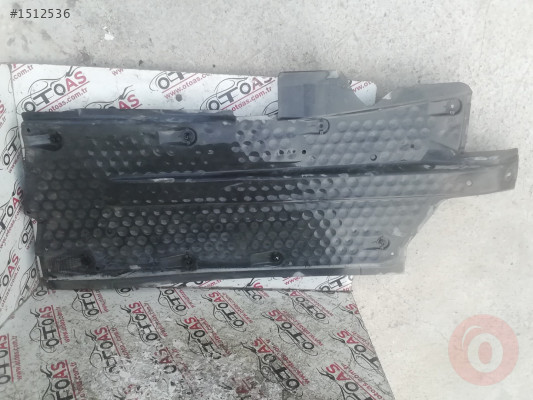 POLO SOL VE SAĞ  ZEMİN ALT KORUMA 6Q0825201 6Q0825202