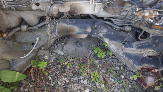 mitsubishi carisma 1.6 manuel çıkma motor beşik travers