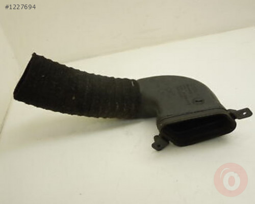 A4 02-05 EXEO HAVA FİLTRE BORUSU 8E0129604F 8E0129604G