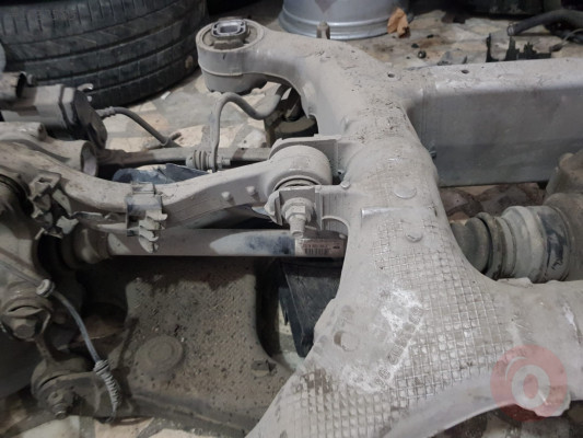 Bmw 520 F10 Sağ Arka Rot Kolu Hatasız Orjinal Çıkma