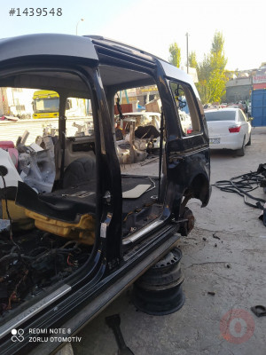 VOLKSWAGEN CADDY CİKMA SOL ARKA ÇAMURLUK 2008 ORJİNAL HATASİ