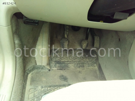 ÇIKMA 2007 VOLVO S40 PEDALLAR.