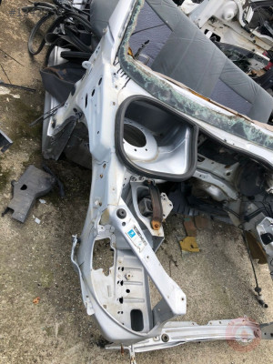 Peugeot 206 Sağ Ön But Hatasız Orjinal Çıkma