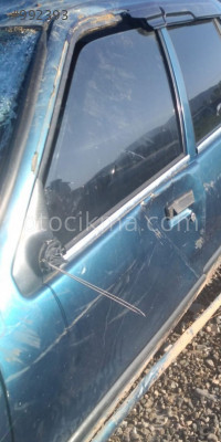 1997 renault r19 1.4 enerji çıkma sol ön kapı