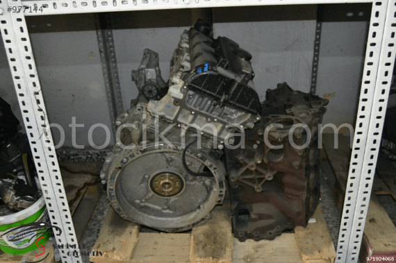 MERCEDES E SERİSİ W212 KOMPLE MOTOR