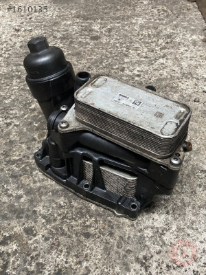 BMW F10 N47N YAĞ FİLTRE SOĞUTUCU KÜTÜĞÜ 8507627 70379327