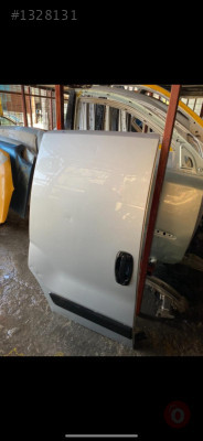 Fiat fiorino sağ orta kapı