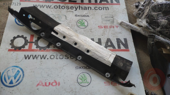 5G0806275B skoda octavia golf7 2016 ön cam eleği altı
