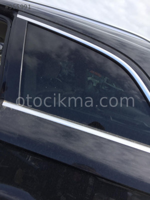Audi Q7 Sol Arka Kelebek Camı hatasız orjinal çıkma