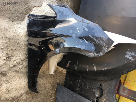 Mercedes Vito Sağ Ön Çamurluk
