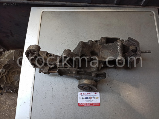 7700272975 RENAULT MEGANE 1 DİREKSİYON POMPA AYAĞI