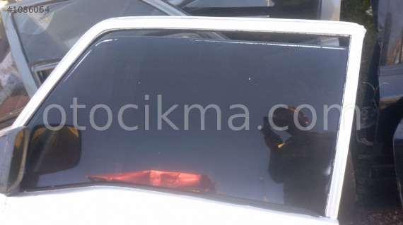 mazda e2200 sol ön kapı camı