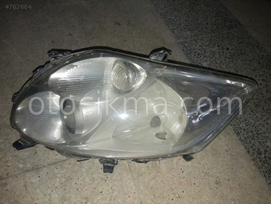 2007 2008 Toyota Auris çıkma sol ön far