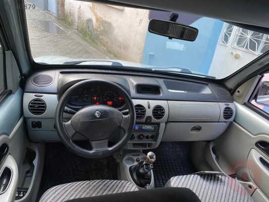 RENAULT KANGOO GÖĞÜSLÜK