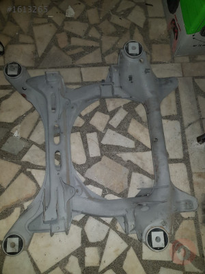 PORSCHE CAYENNE ALT TRAVERS ÖN 7L0407748A
