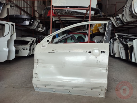 Nissan Qashqai j-11 sol ön kapı orjinal çıkma