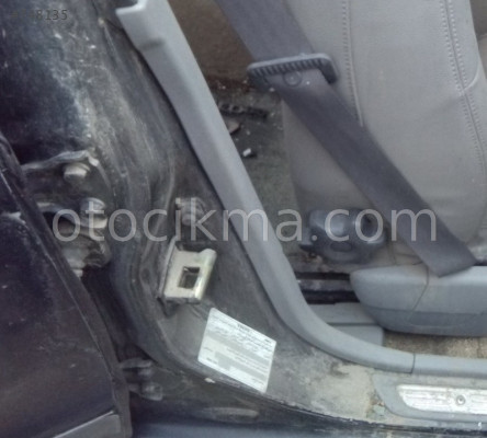 1996 VOLVO S40 ÇIKMA ÖN  KAPI KİLİDİ.
