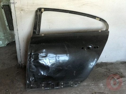 RENAULT FLUENCE SOL ARKA KAPI