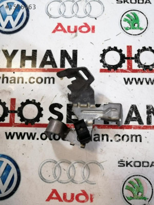 03L131529F vw passat b7 motor bağlantı demiri