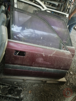 mazda 626 sag ön kapı