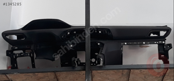 PEUGEOT 2008 GÖĞÜS