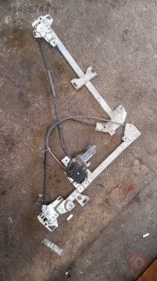 hyundai atos çıkma sağ ön cam krikosu
