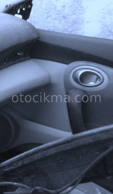 2010 HONDA CR-Z ÇIKMA SAĞ ÖN KAPI KOLÇAĞI.