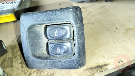 Renault Kangoo cam Düğmeleri