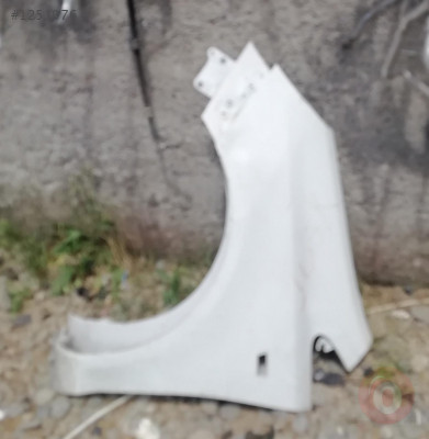opel corsa d kasa çıkma sol ön çamurluk.
