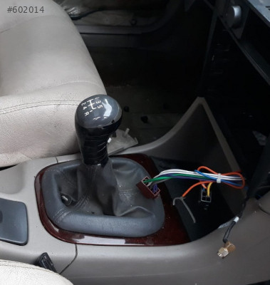 2001 MODEL VOLVO S40 TURBO ÇIKMA VİTES TOPUZU.