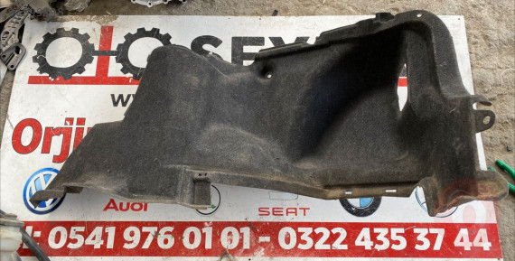 toyota corolla 2008 sağ bagaj halısı döşemesi