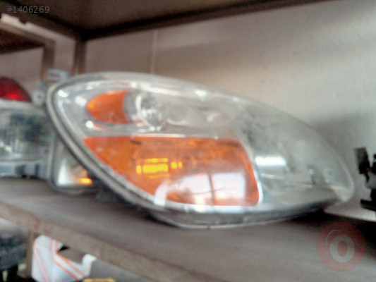 2006 Model Kia Cerato çıkma ön sağ far