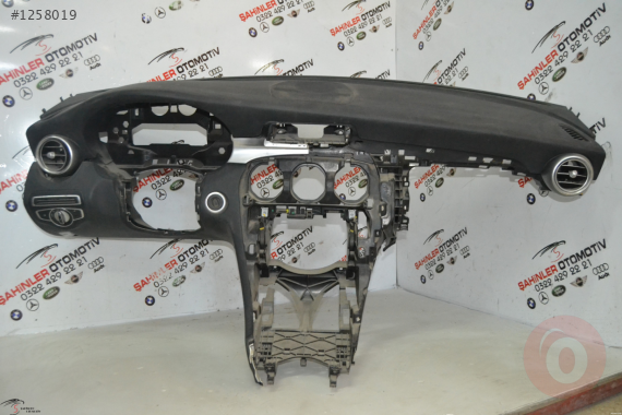 MERCEDES C SERİSİ A205 W205 ÖN BOŞ TORPİDO GÖĞÜSLÜK