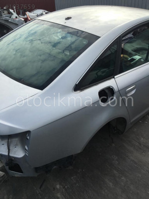 Audi A6 sağ kelebek cam hatasız orjinal çıkma