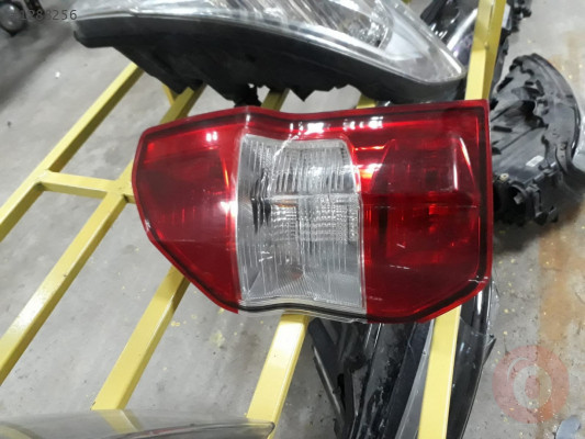2015ford courier sağ stop 300 tl