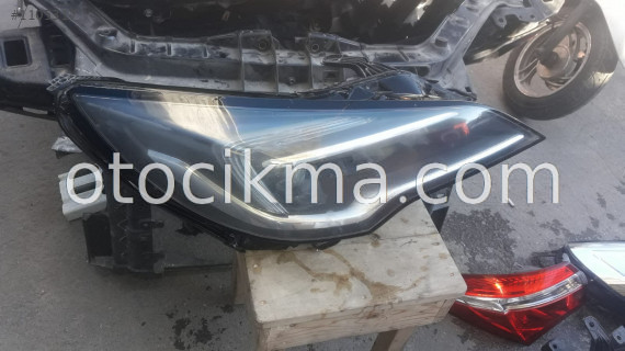opel corsa çıkma sağ far orjinal