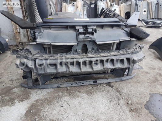 Volkswagen Passat B8 Ön panel hatasız orjinal çıkma