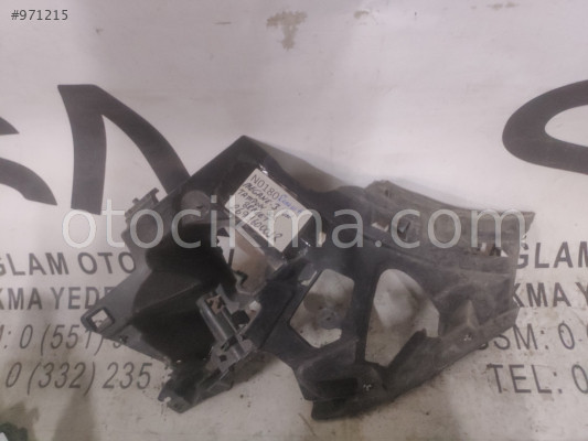 RENAULT MEGANE - 3 ÖN TAMPON SOL BRAKETİ OEM; 269160001R