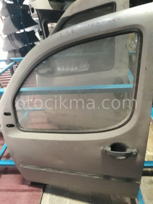 Fıat doblo dolu sol ön kapı