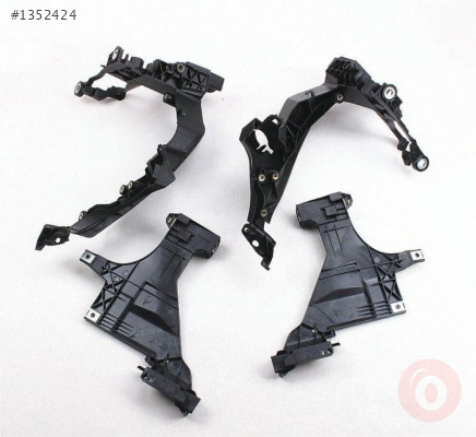 AUDI A4 2012 2016 FAR ALT BRAKETİ SAĞ 8K0805608B