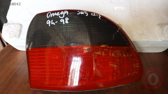 Opel omega çıkma sağ arka dış stop
