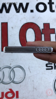 8V0853191F audi a3 2019 göğüs arması