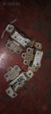 FİAT LİNEA 1.4 BENZİNLİ  ÇIKMA ORJİNAL MOTOR KULAĞI